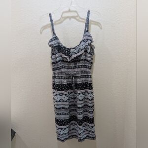 Boho Torrid Sun Dress W/ Beautiful Floral Pattern. Cinchable Waist Belt Size 3